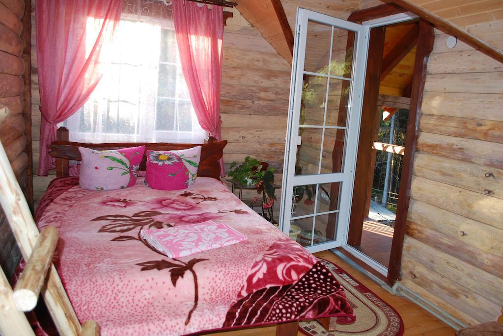 Cottage 12 Months Vorokhta Room photo