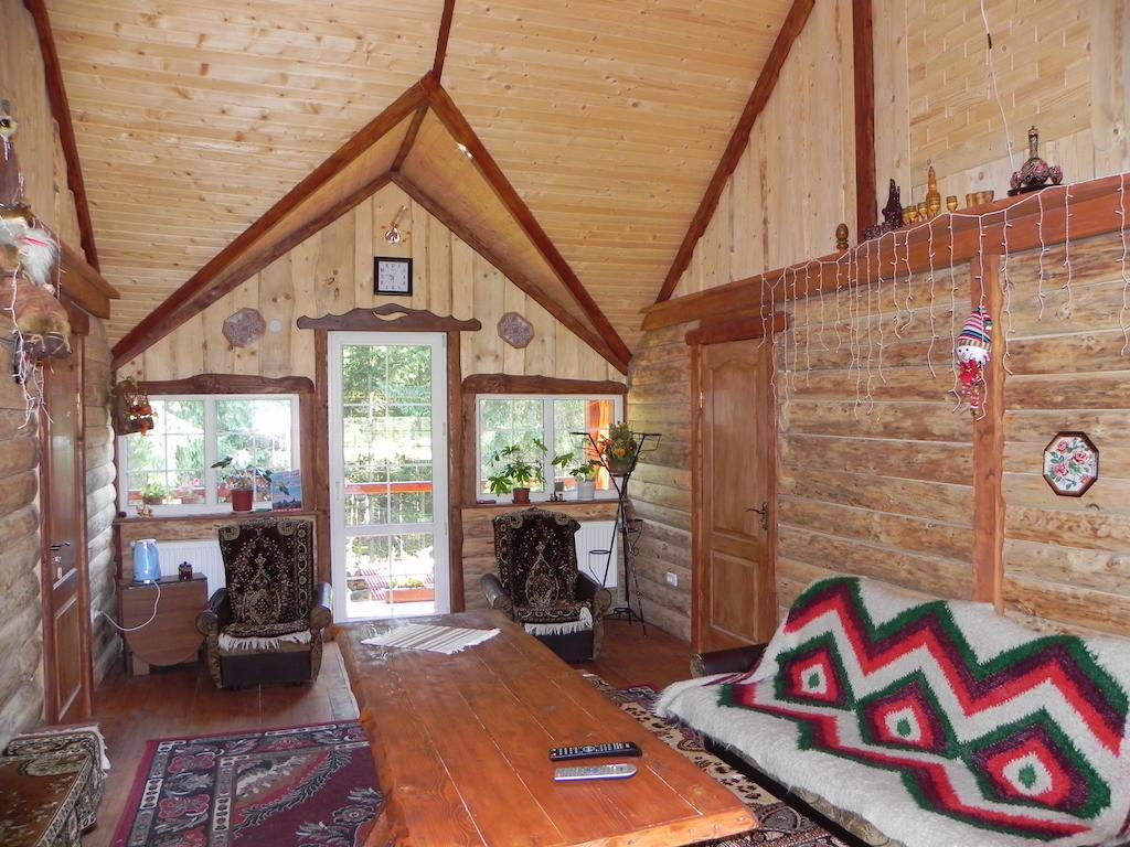 Cottage 12 Months Vorokhta Exterior photo
